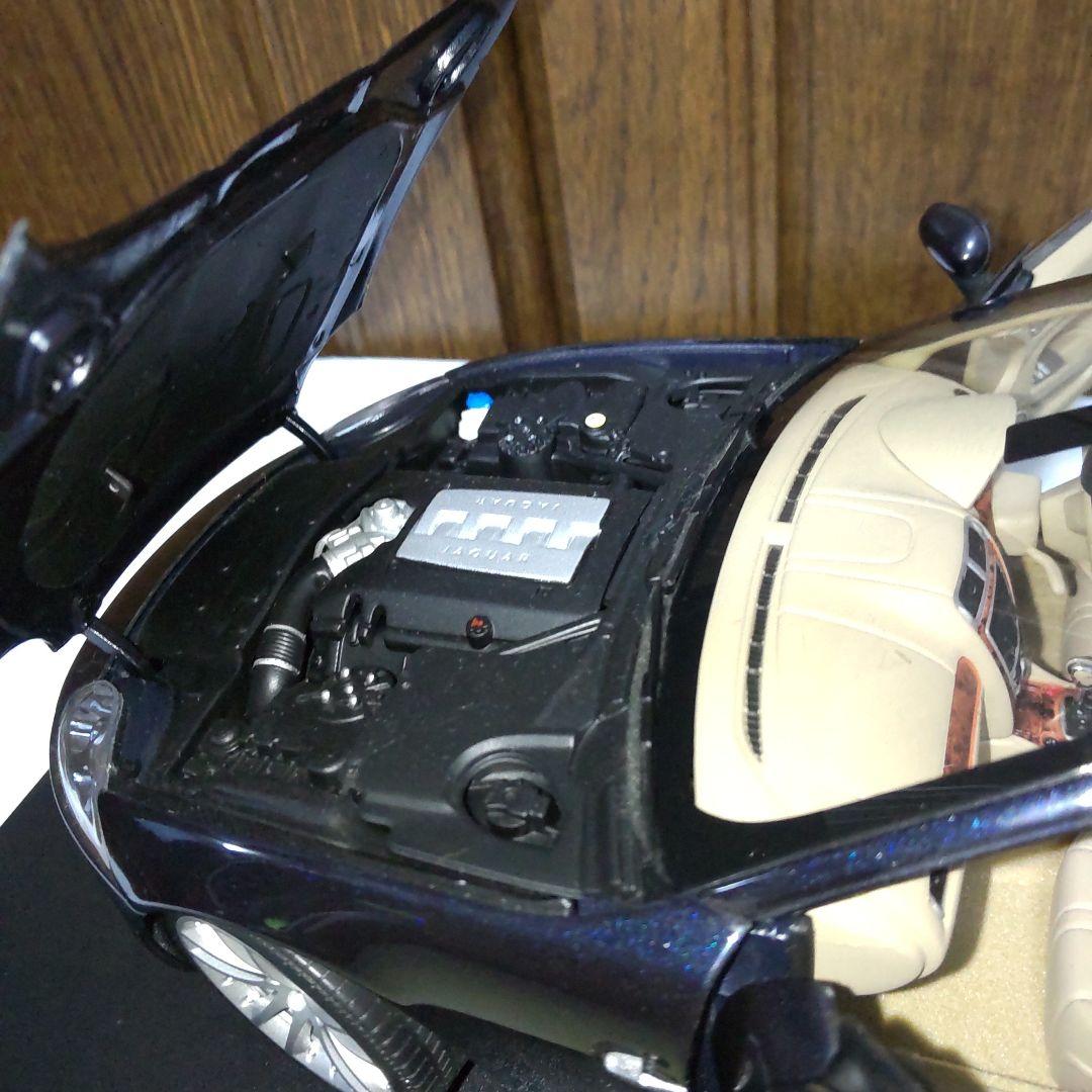 ジャガー XK コンバーチブル 2006 1/18 オートアート