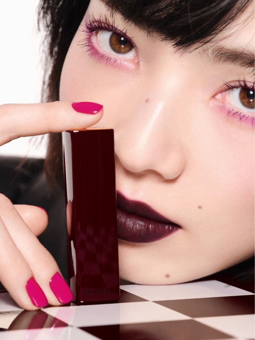 ルージュ アリュールヴェルヴェットルージュ ヌワール387 ＆ネイル397