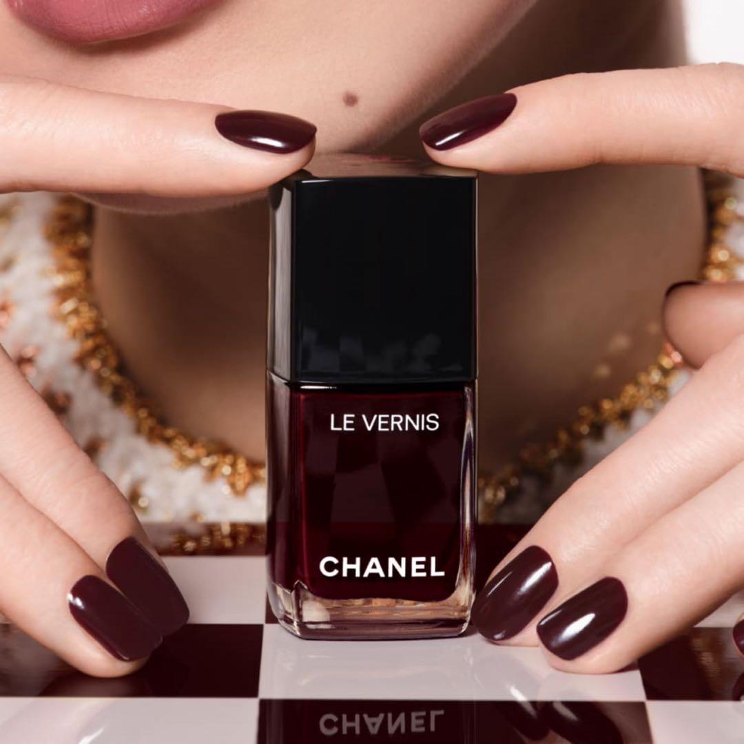 ルージュ アリュールヴェルヴェットルージュ ヌワール387 ＆ネイル397