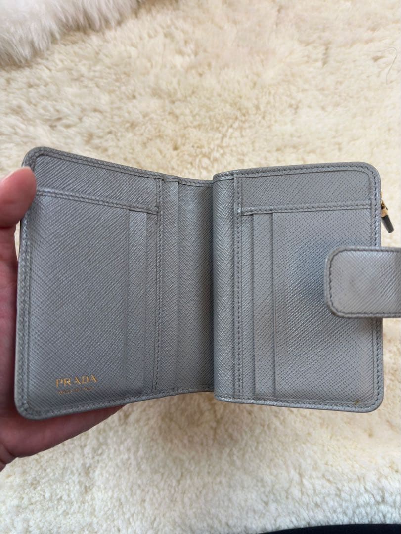 ⭐︎369T⭐︎ PRADA グレー 二つ折り財布 サフィアーノレザー