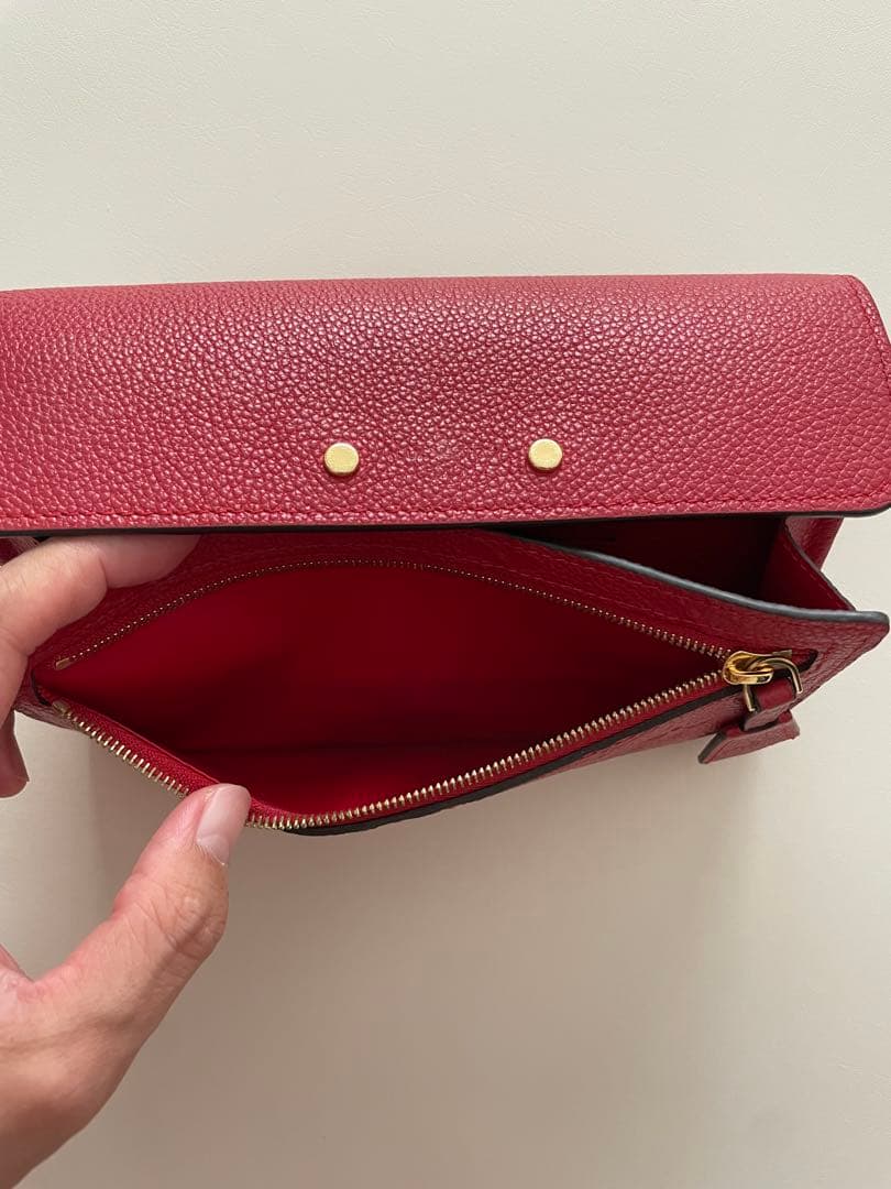 Louis Vuitton 二つ折り財布 レッド