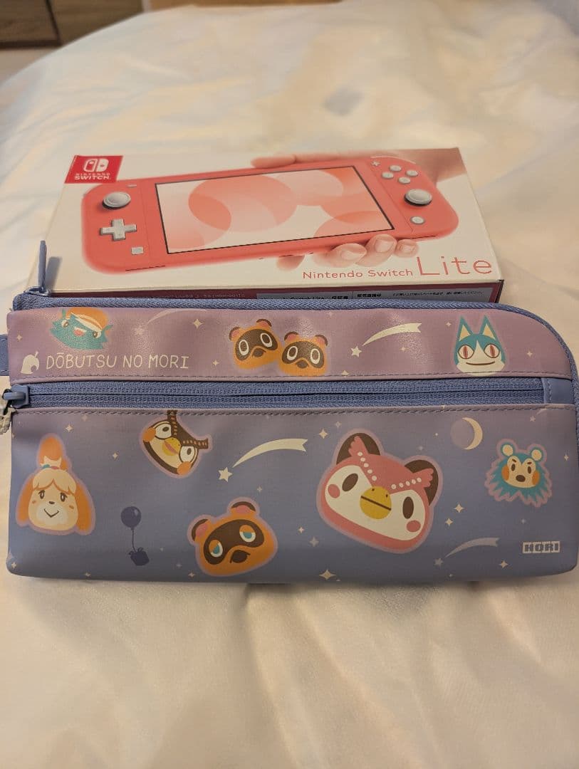 ニンテンドースイッチ　Nintendo SWITCH LITE ライト　本体