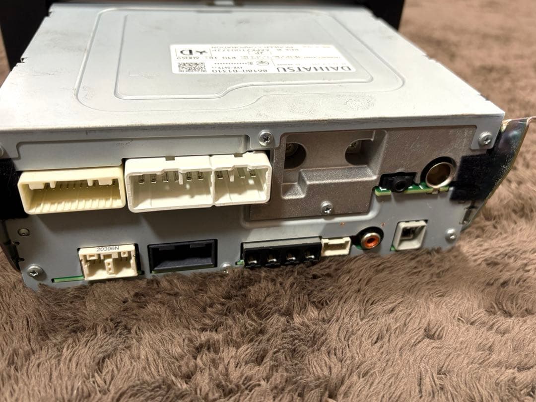 DAIHATSU ダイハツ　純正　9インチナビ　本体のみ　現状品