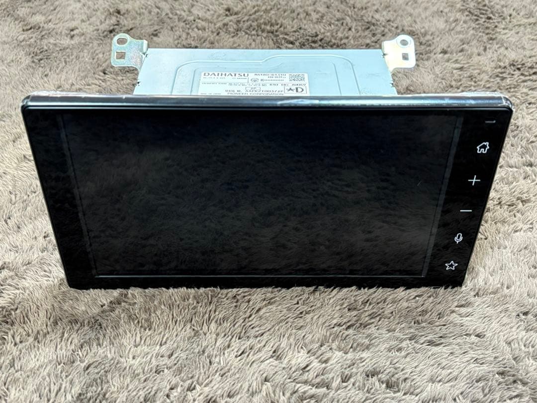 DAIHATSU ダイハツ　純正　9インチナビ　本体のみ　現状品
