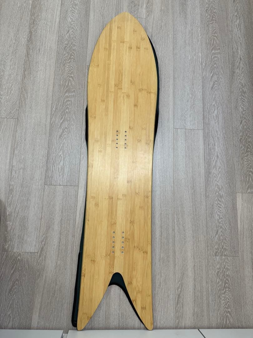 【超美品】スノーボード パウダーボード フィッシュテール 144cm 雪板