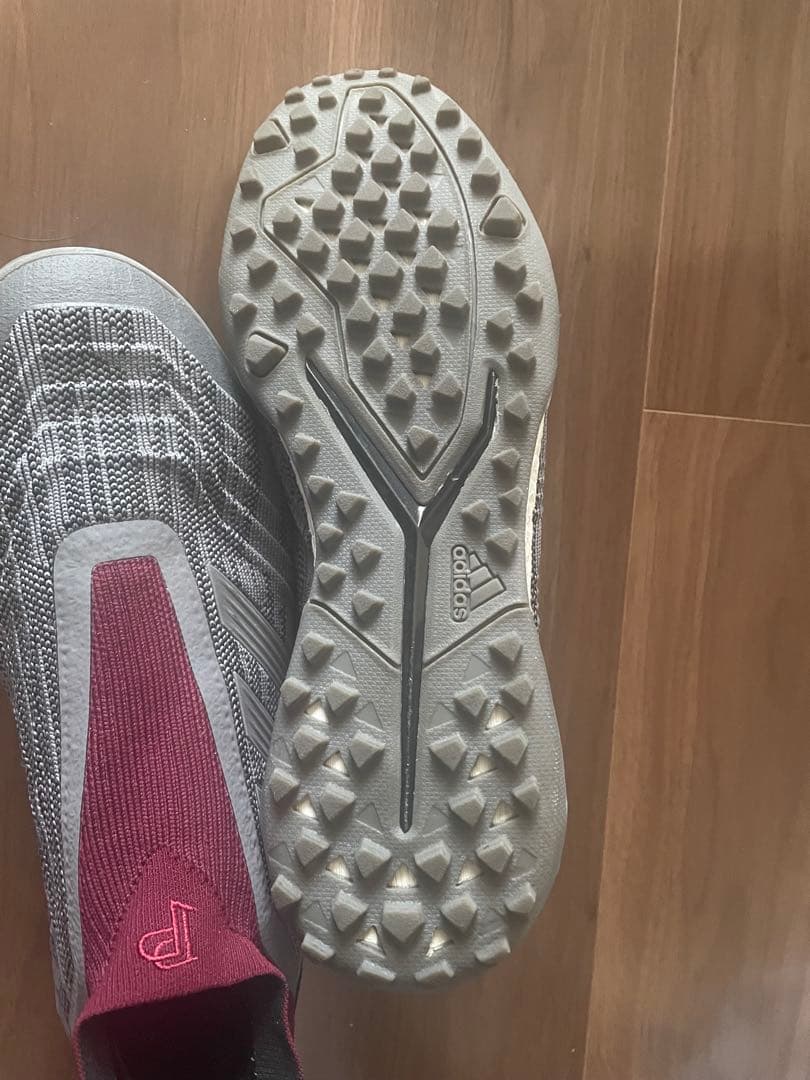 【美品、希少】adidas 26cm プレデター18ポグバモデル　フットサル