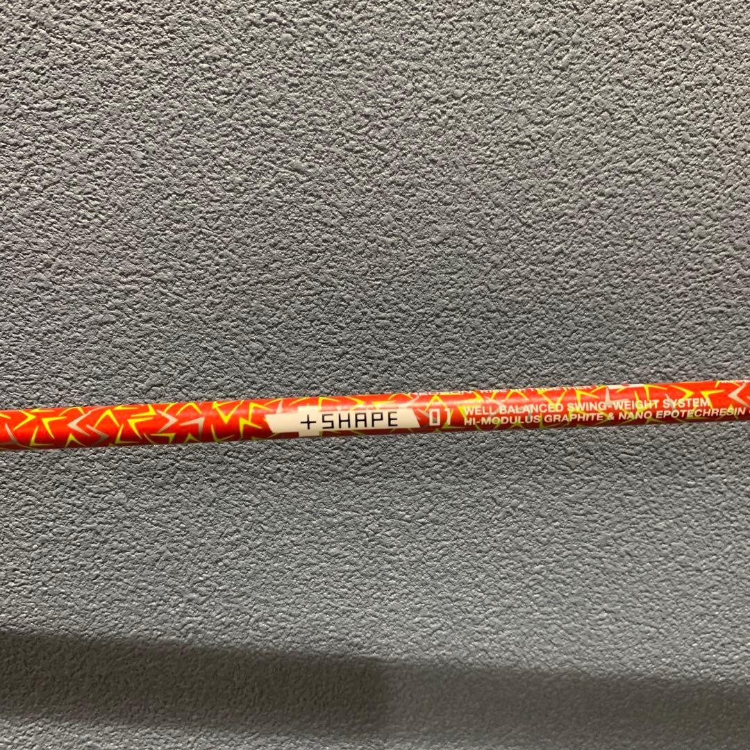 レッドソン　新品　+SHAPE　RB-PLS01 バドミントンラケット 4U5