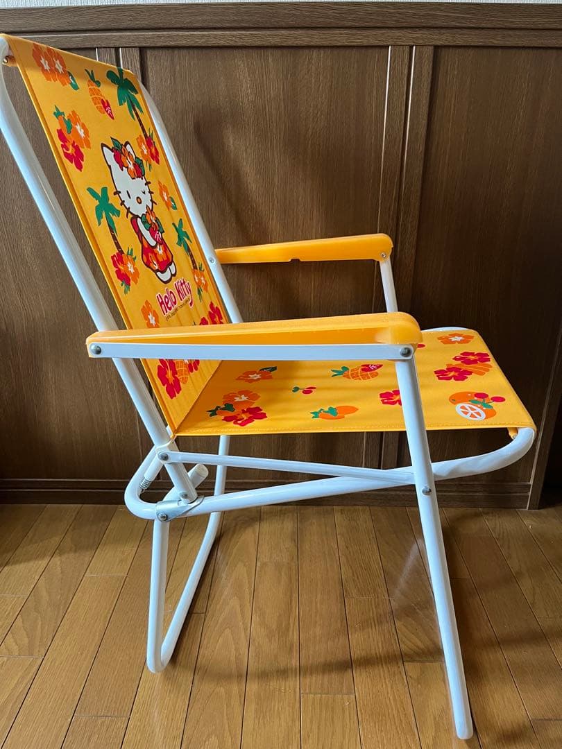 美品　激レア　ハローキティ アウトドアチェア　折り畳み椅子　2002