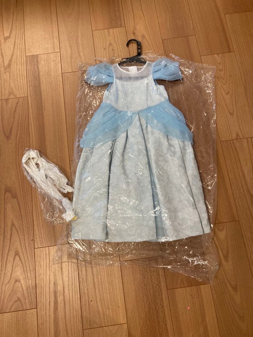 ビビデバビデブティック シンデレラドレス 100