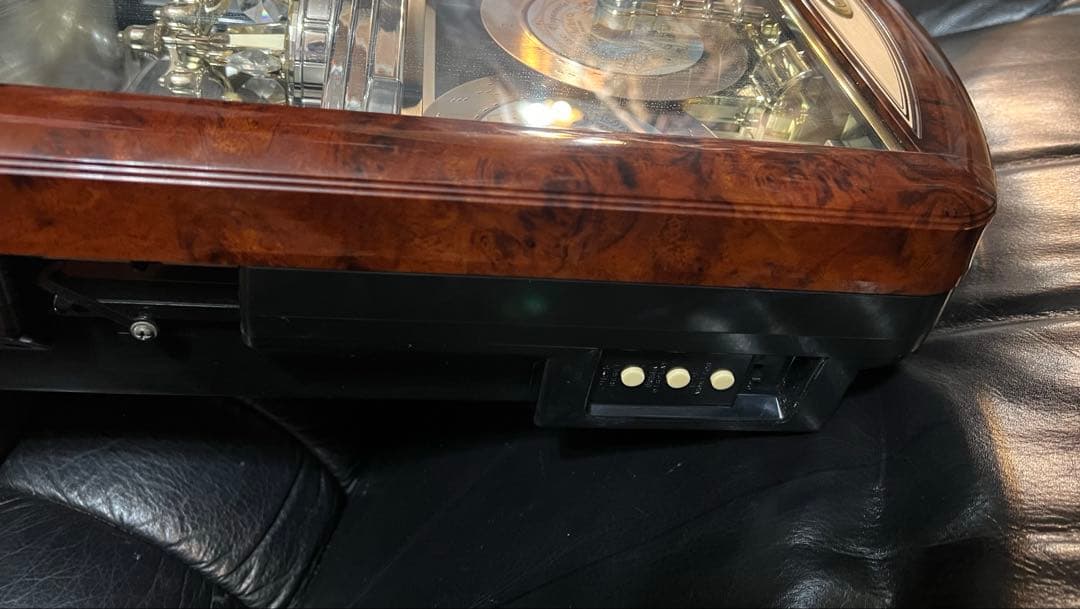 Small World アーチ型クォーツ時計　アンティーク　4MH739