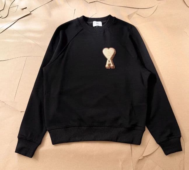 新品 ❤Amiparis❤ ブラック ハート刺繍 スウェット
