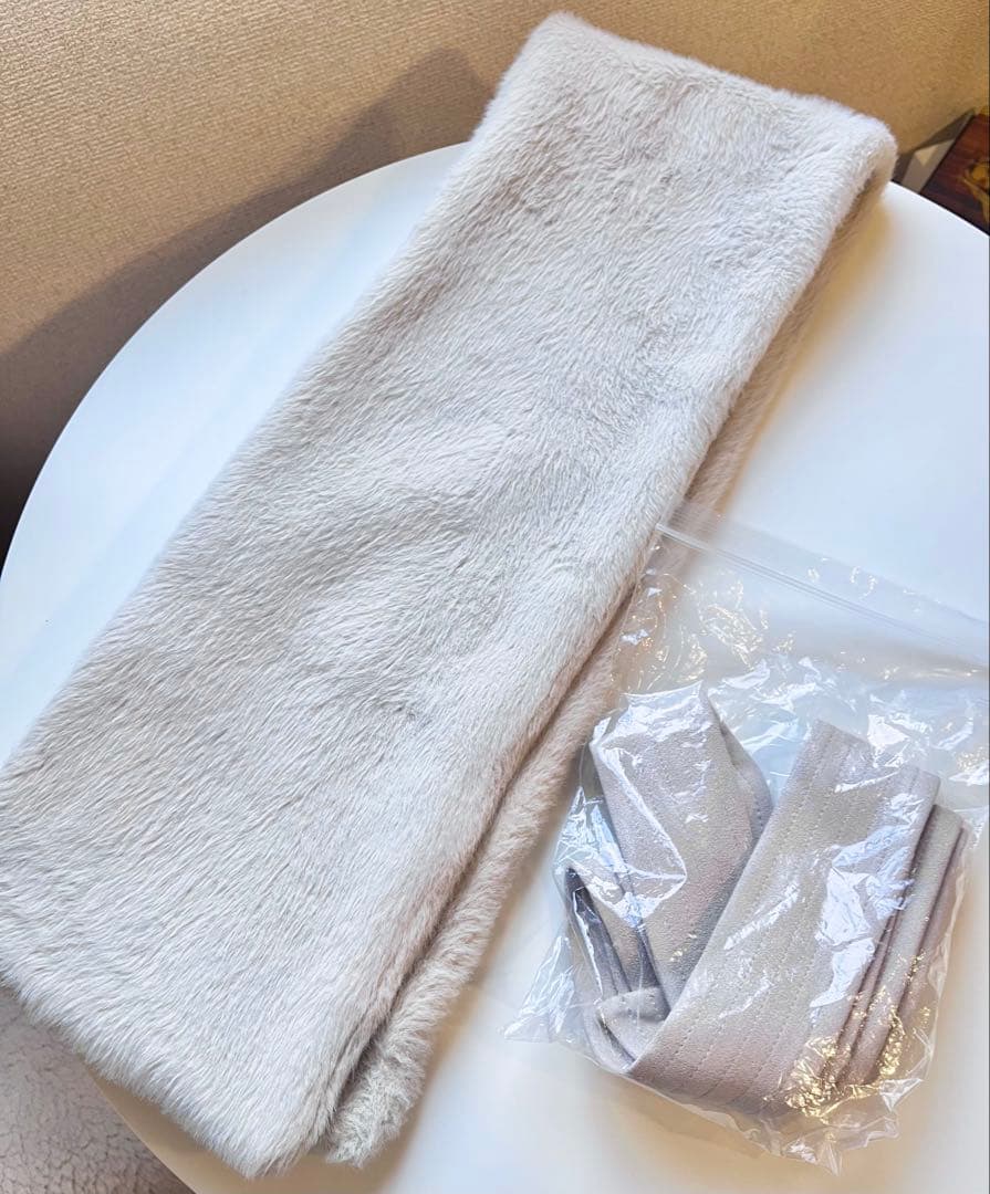 ジャケット・アウター Herlipto Faux Fur Reversible Coat