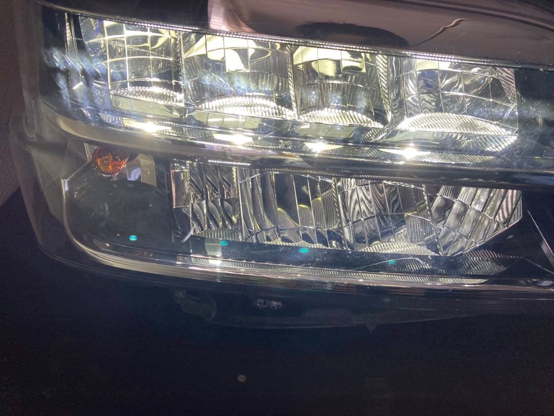 ハイゼット(S700V) 右ヘッドランプ　美品