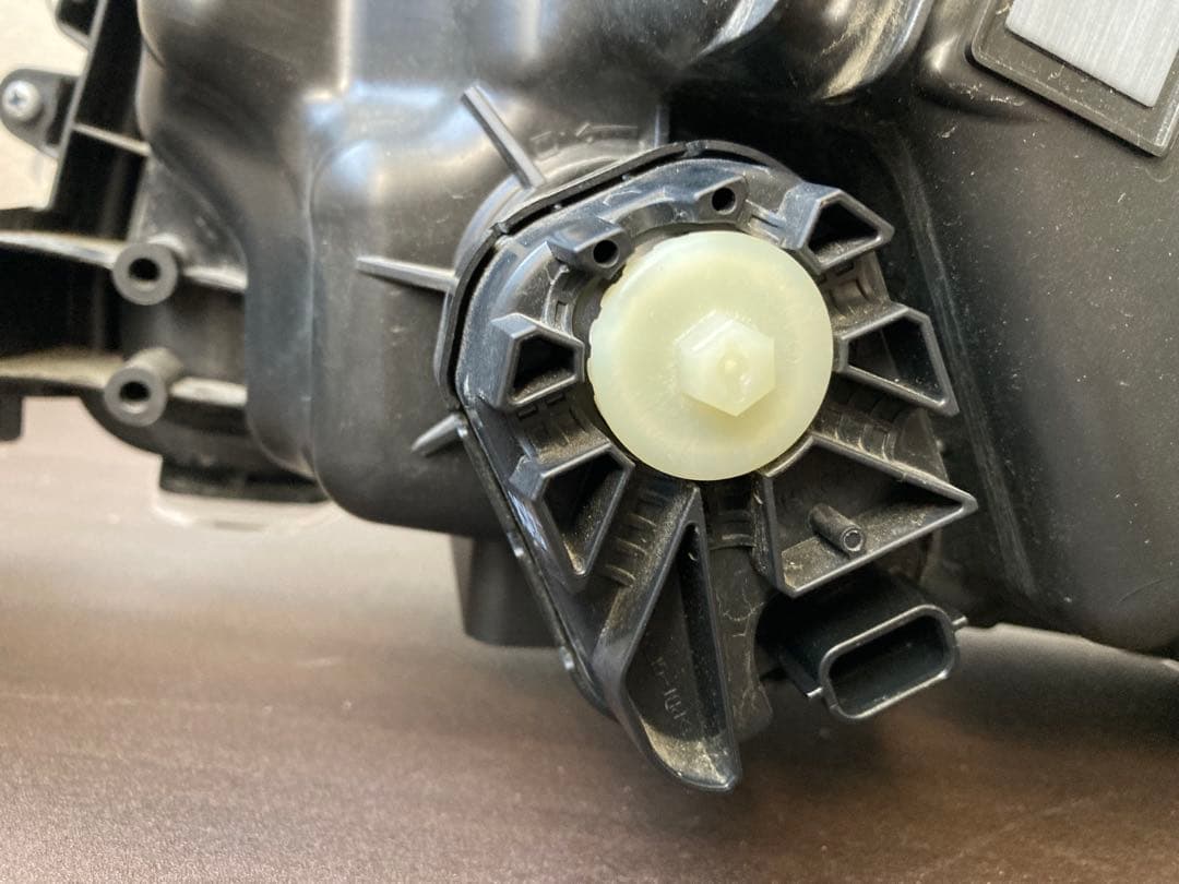 ハイゼット(S700V) 右ヘッドランプ　美品