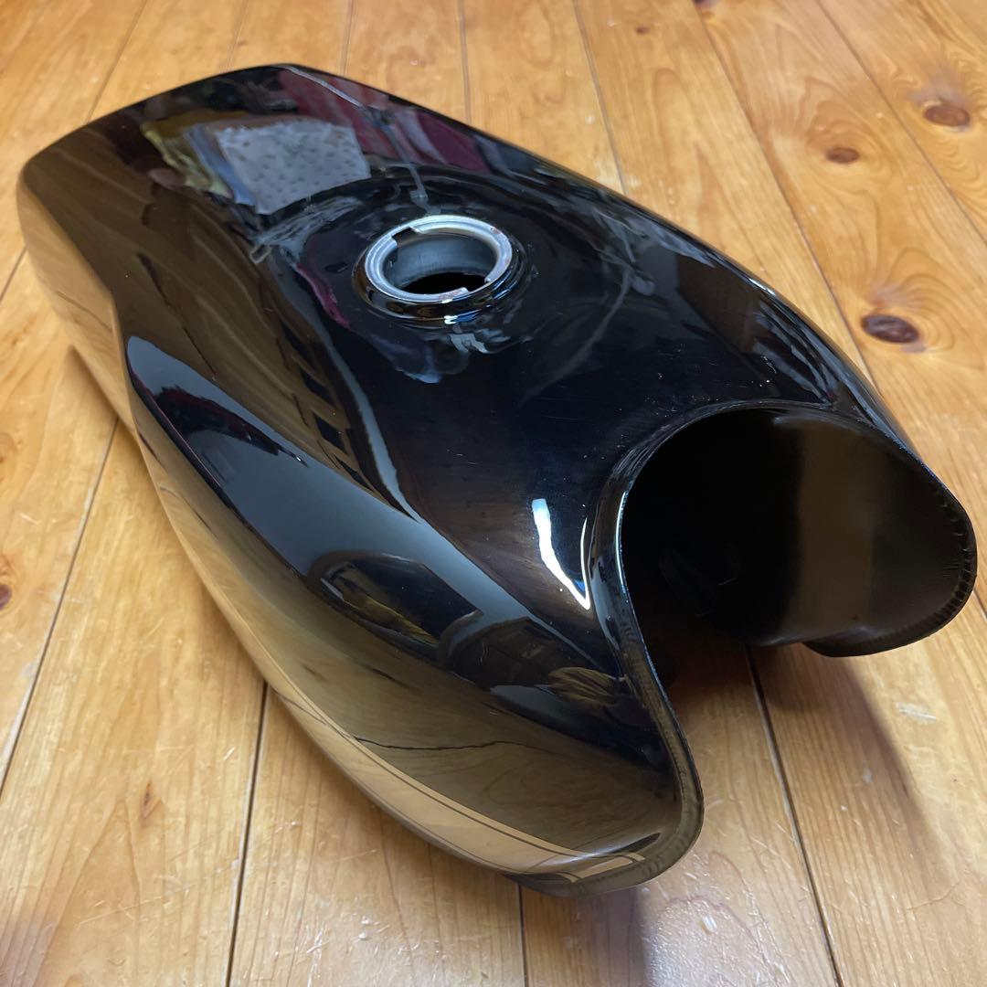 ￼ バイク汎用タンク 塗装済み 9ℓ カフェレーサー