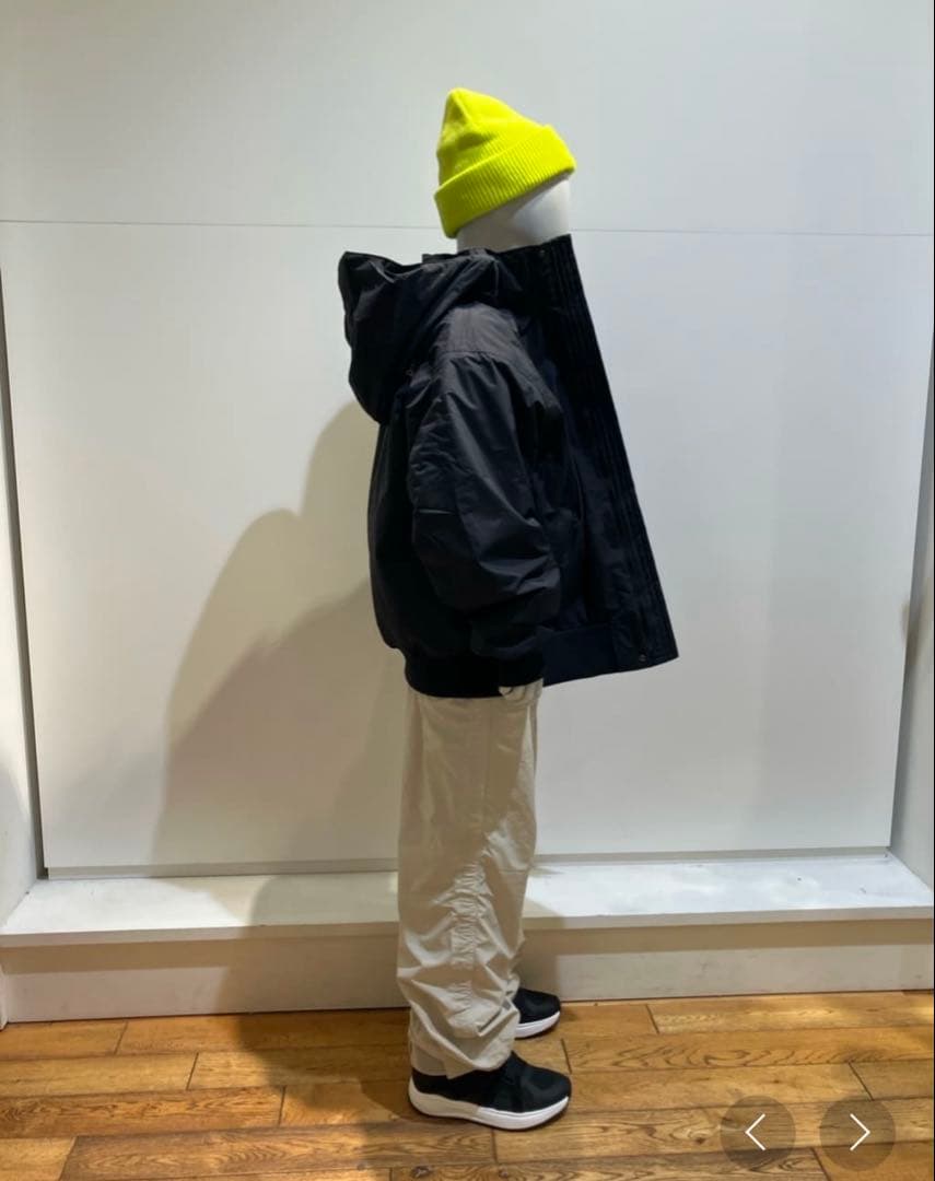 ノースフェイス ウィンターボンバージャケット 160 アウター　ダウン