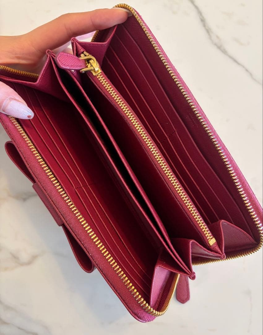 PRADA プラダ リボン 長財布　ゴールド金具　サフィアーノレザー