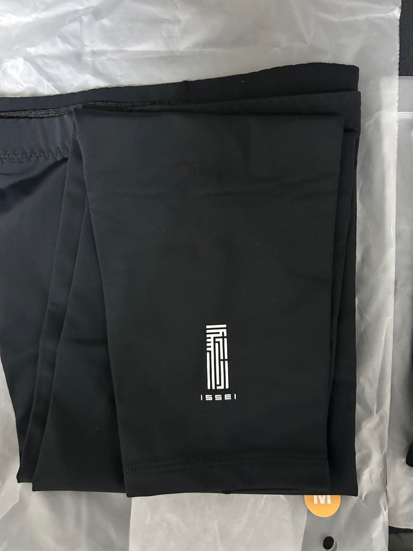 【希少】新品未使用　一誠　アームカバー　レッグカバー　mサイズ