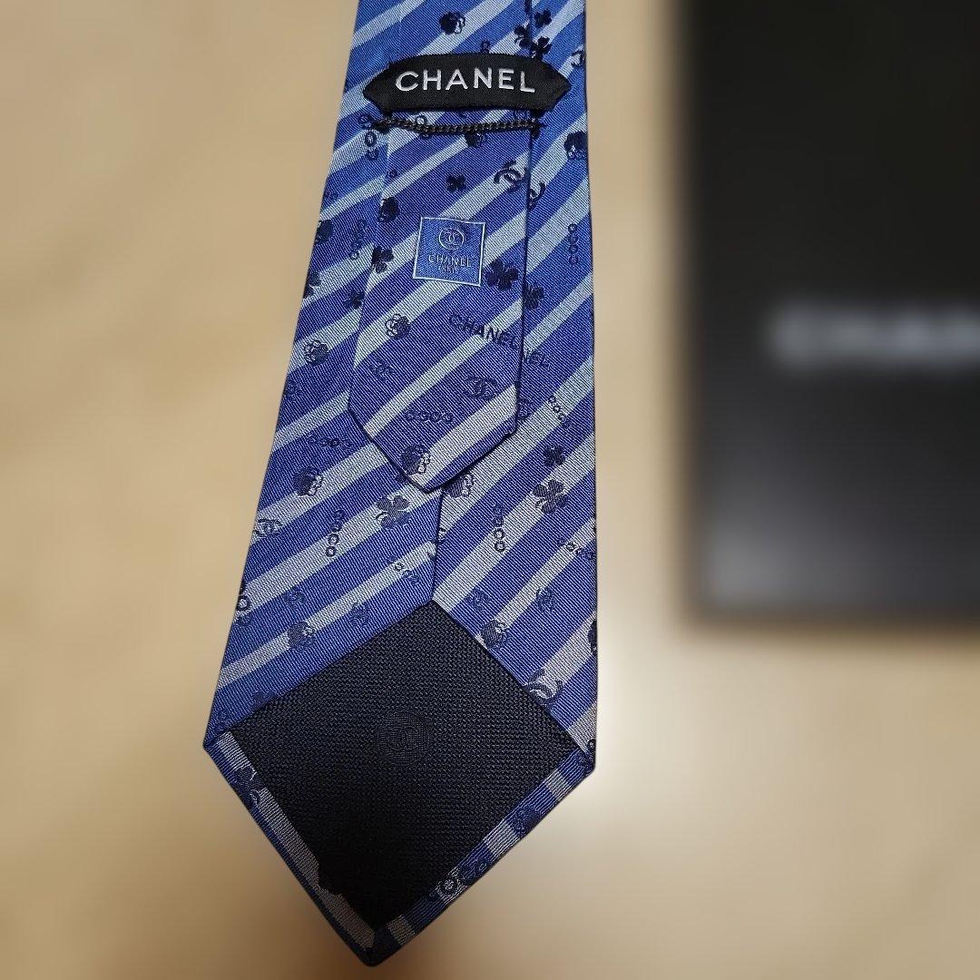 CHANEL 青 ストライプ ネクタイ 箱付き