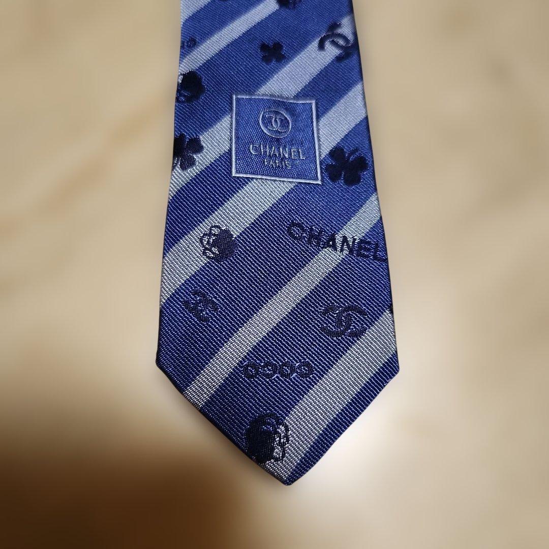 CHANEL 青 ストライプ ネクタイ 箱付き