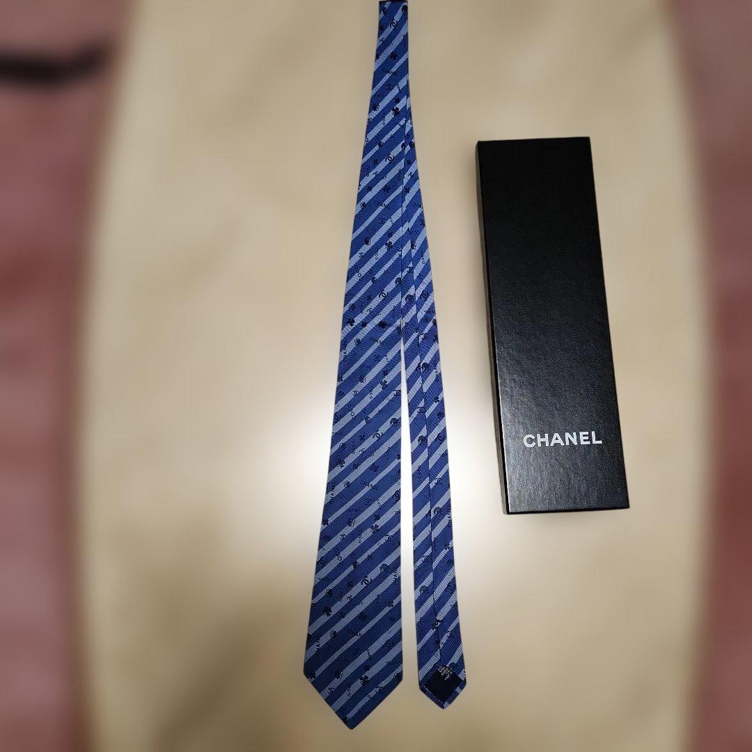 CHANEL 青 ストライプ ネクタイ 箱付き