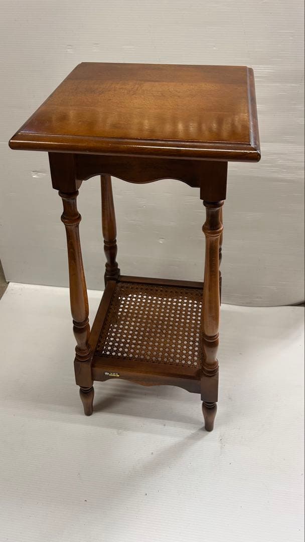 カリモク 木製サイドテーブル