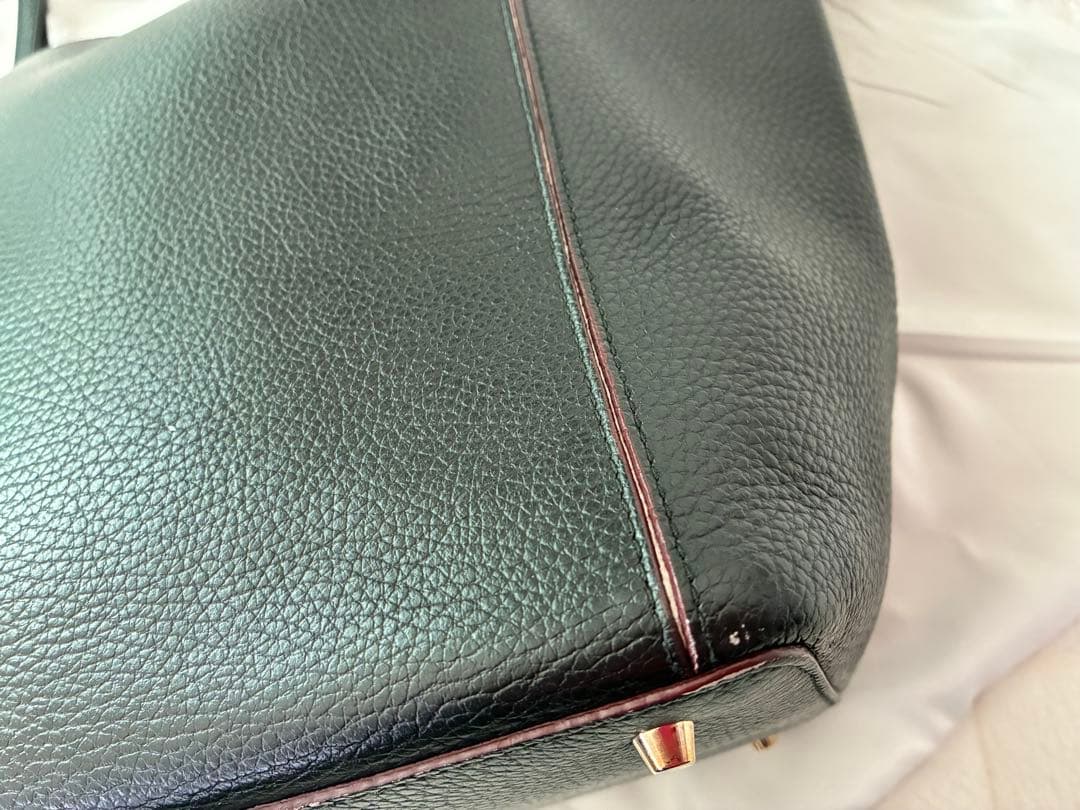 【美品】FURLAトートバッグ レザー 肩掛け ビジネス 大容量