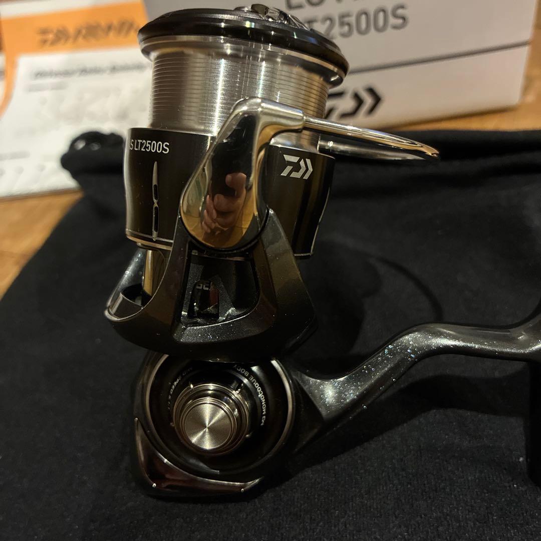 ダイワ　24ルビアス LT2500S フルベアリング済