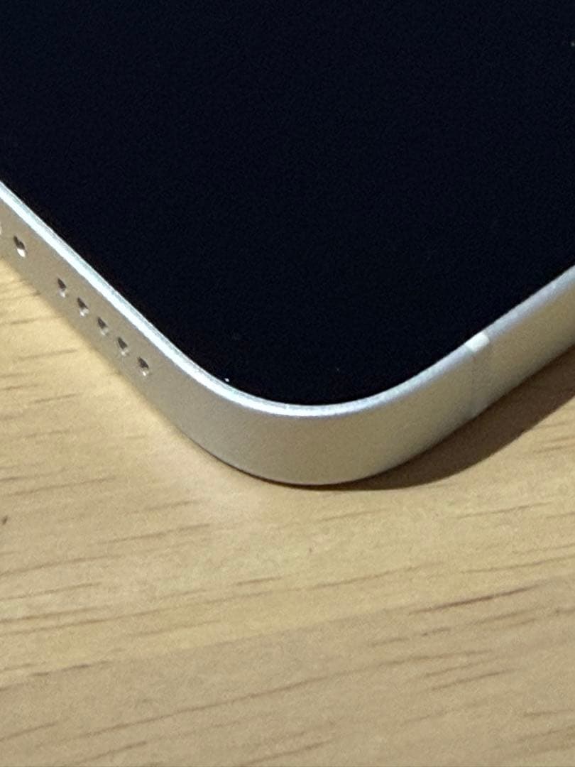 Apple iPhone 13 128GB スターライト