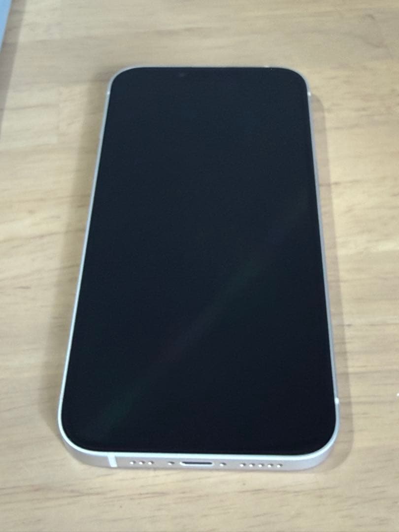 Apple iPhone 13 128GB スターライト