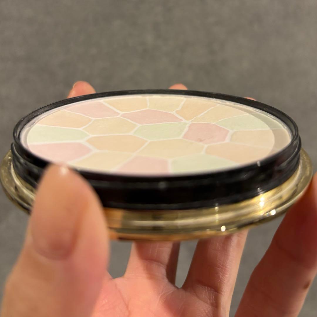 エレガンス ラ プードル オートニュアンス リクスィーズ VI フェイスパウダー