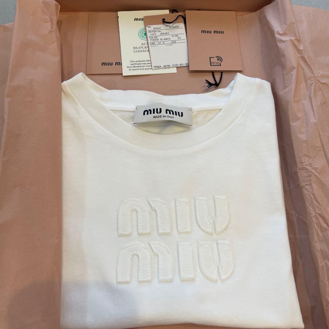 miumiu Tシャツ　サイズXS