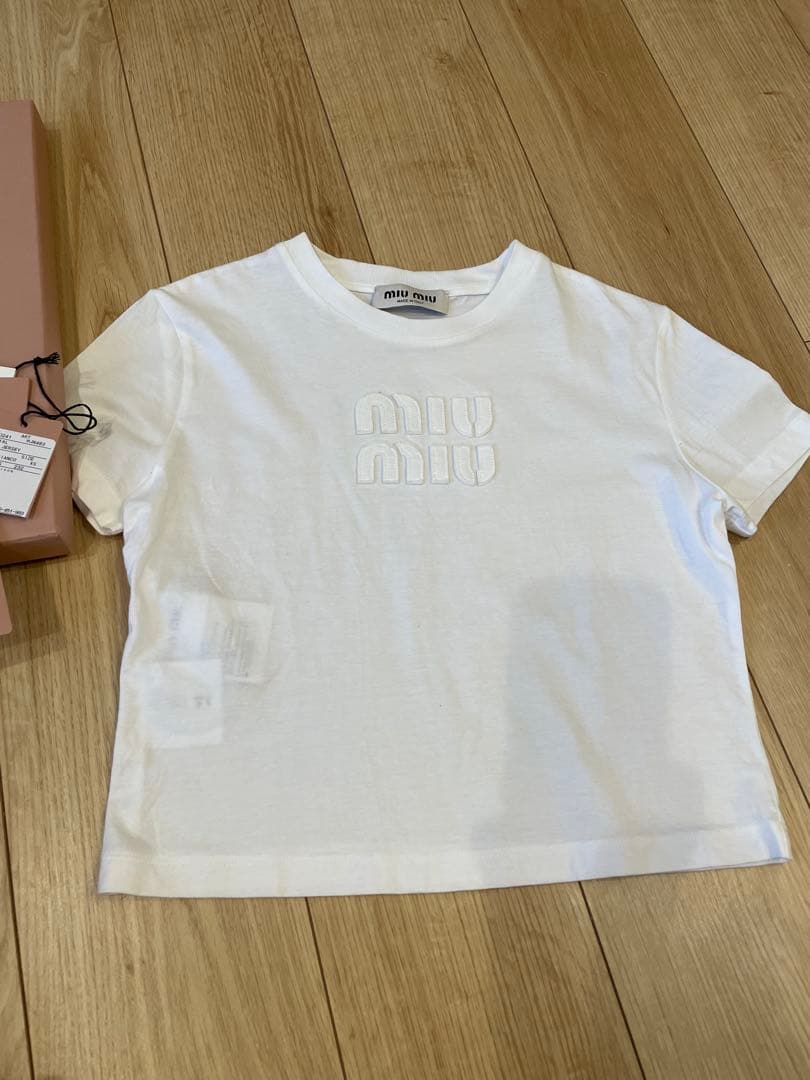miumiu Tシャツ　サイズXS