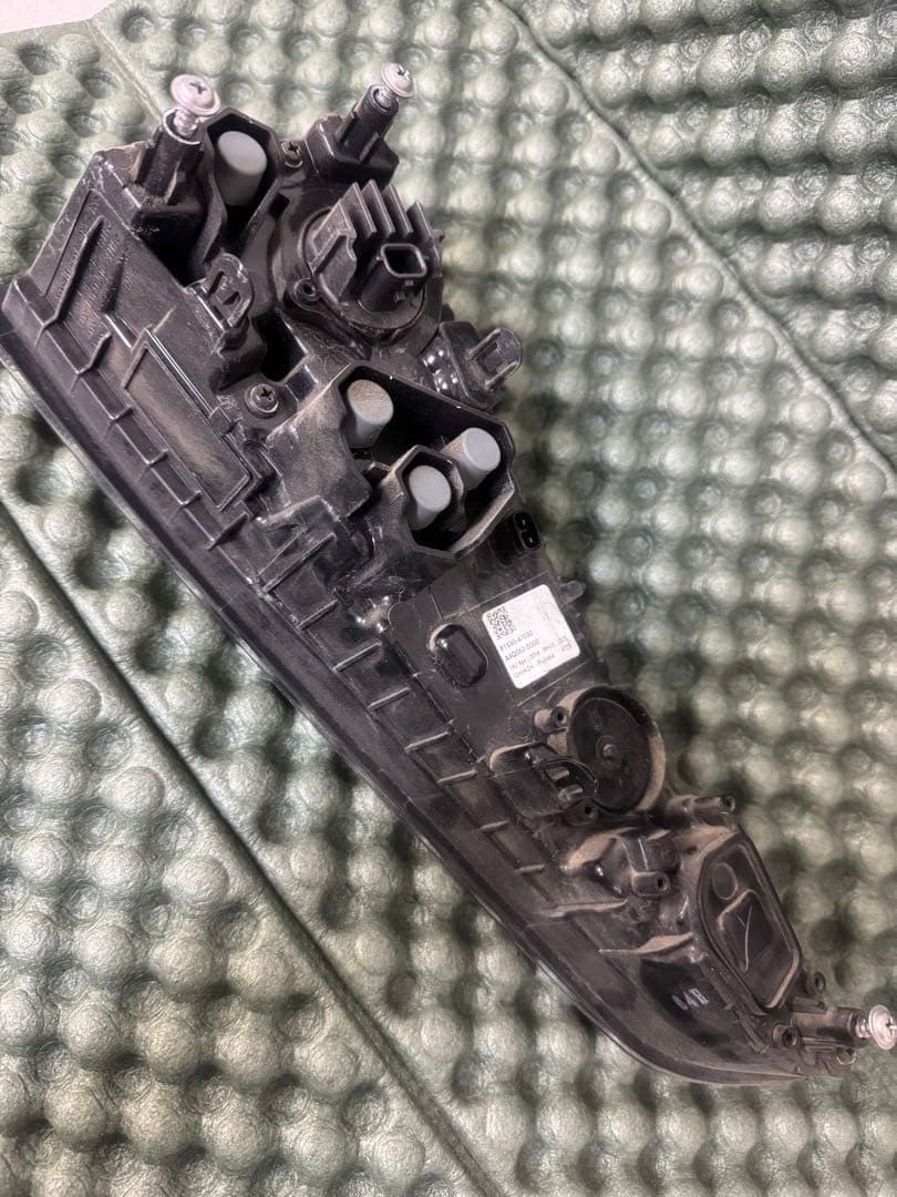 50プリウス　テールライト