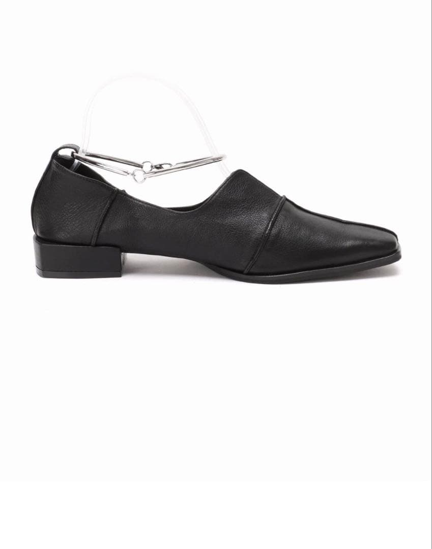 GRISEレザースクエアクロスシームアンクルフラット