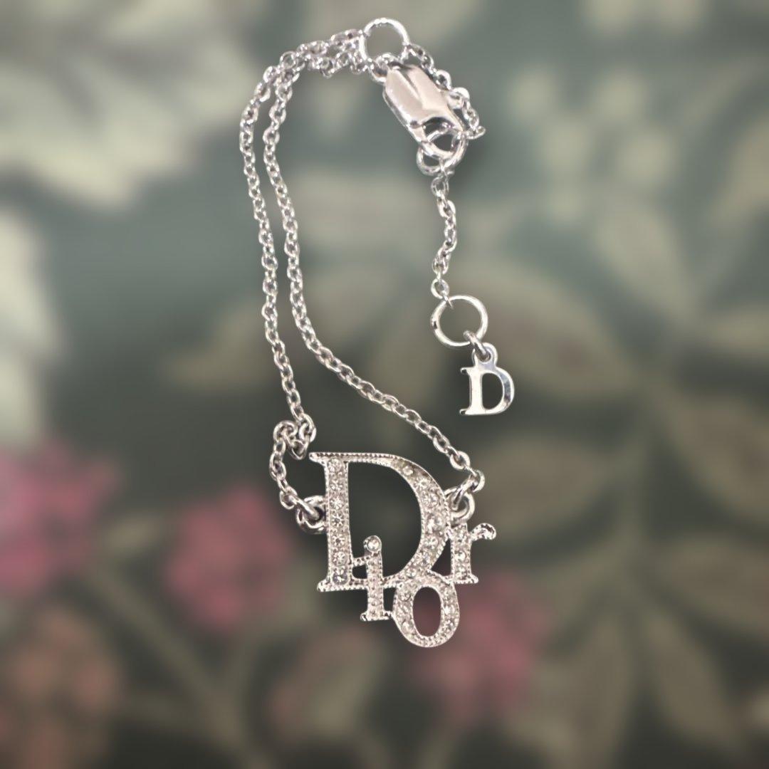 本日限定値下げDior ロゴネックレス シルバー クリスタル