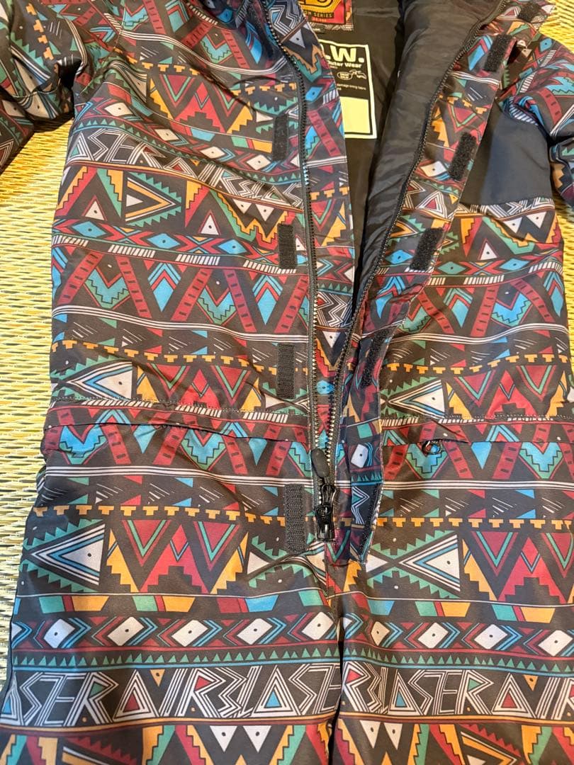 GROW スノーボード用スーツ 子ども用