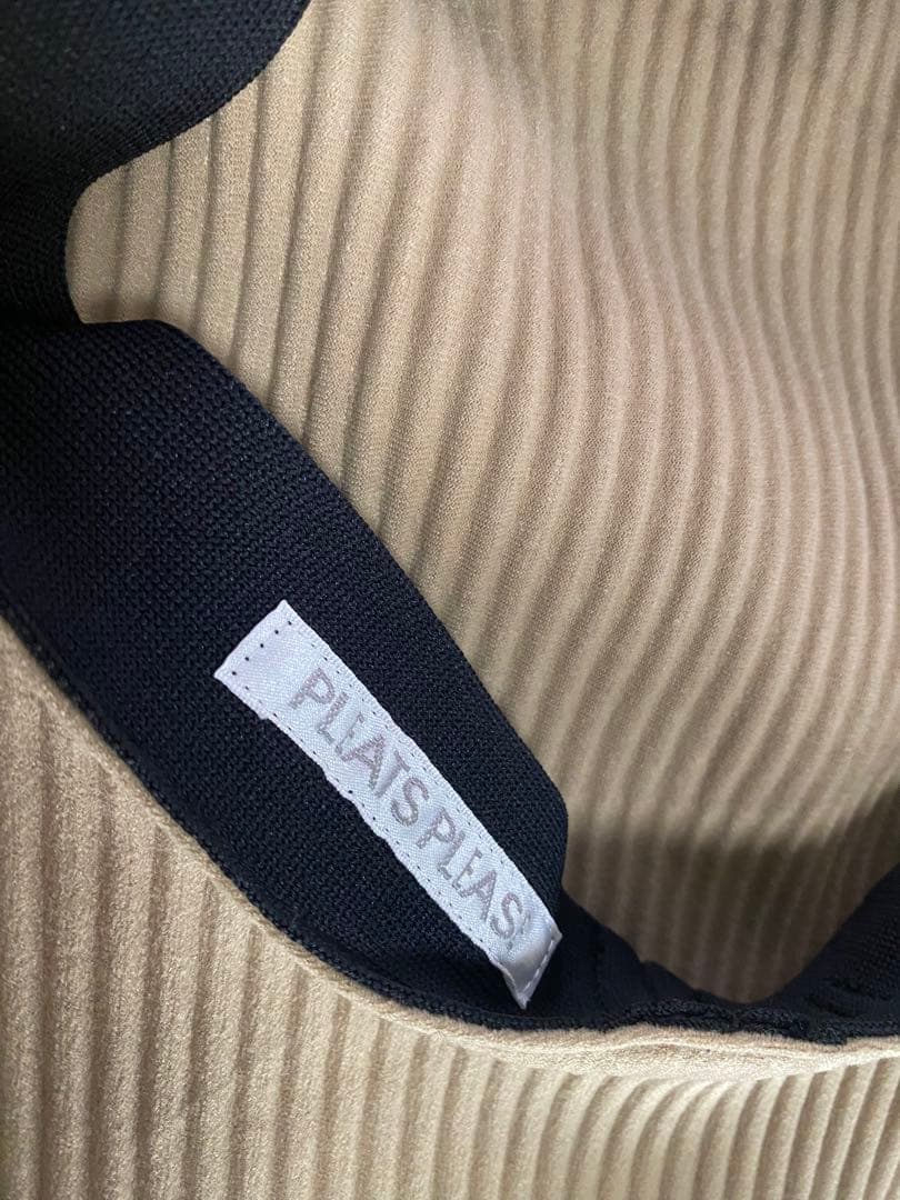 ベレー帽 イッセイミヤケ PLEATS PLEASE