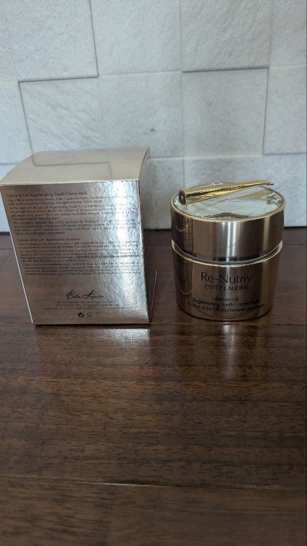 新品未開封未使用　エスティローダー Re-Nutriv　クリーム 50ml