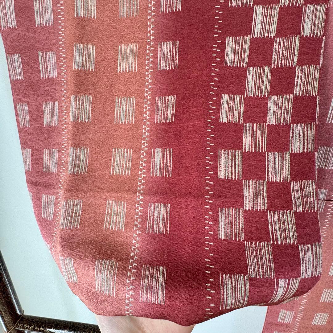超美品　正絹　長襦袢　現代　着物　袖無双　半衿　赤茶　黄　黄緑　市松　126