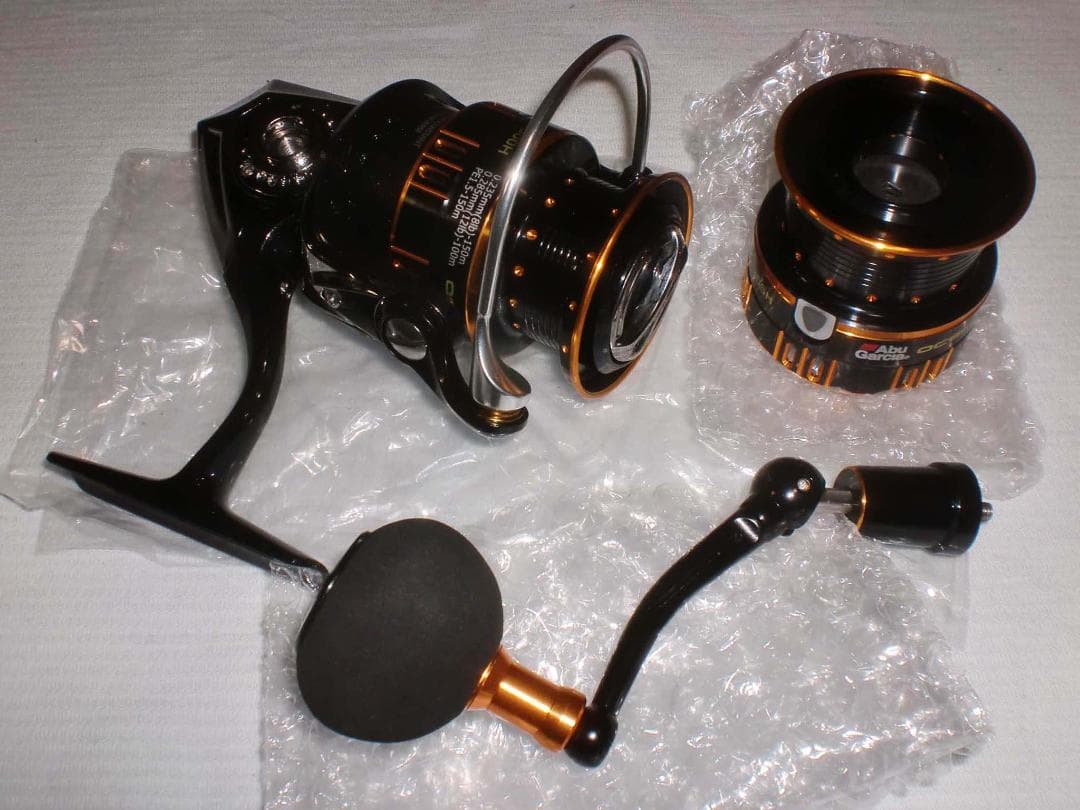 Ａｂｕ　オーシャンフィールド【２５００Ｈ／２５００ＳＨ】浅溝スプール付き　新品