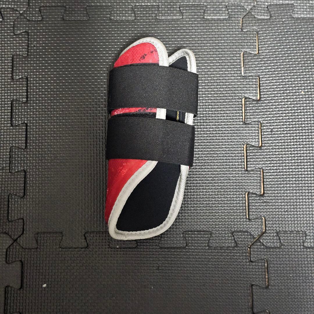 【火曜、水曜限定特価！】ミズノプロ バッティング道具 エルボーガードなど