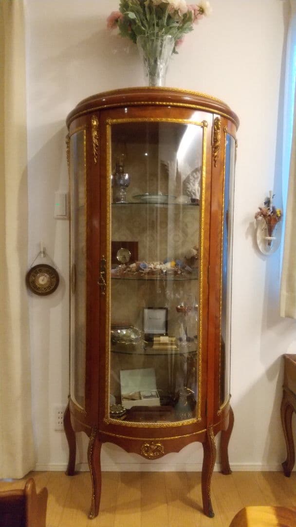 【高級輸入家具①】スペイン製 ガラスキャビネット キュリオケース ショーケース