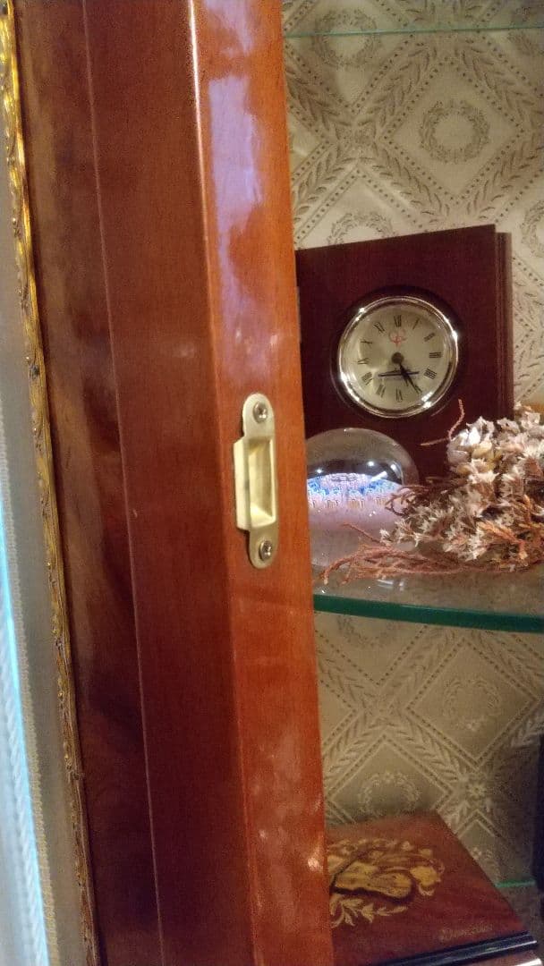 【高級輸入家具①】スペイン製 ガラスキャビネット キュリオケース ショーケース