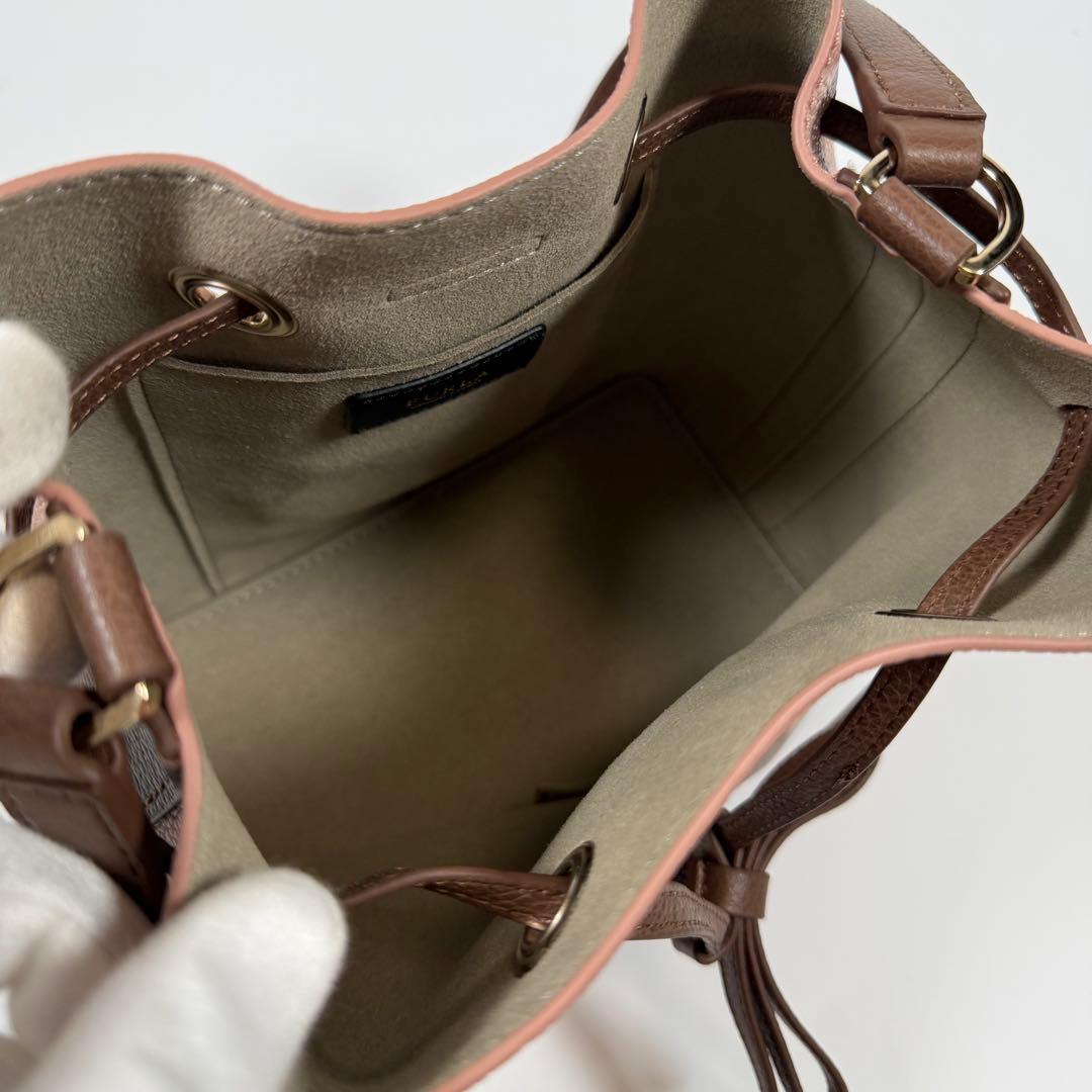 【新品同様】フルラ　ショルダーバッグ　コスタンザ　リボン　レザー　ピンク系