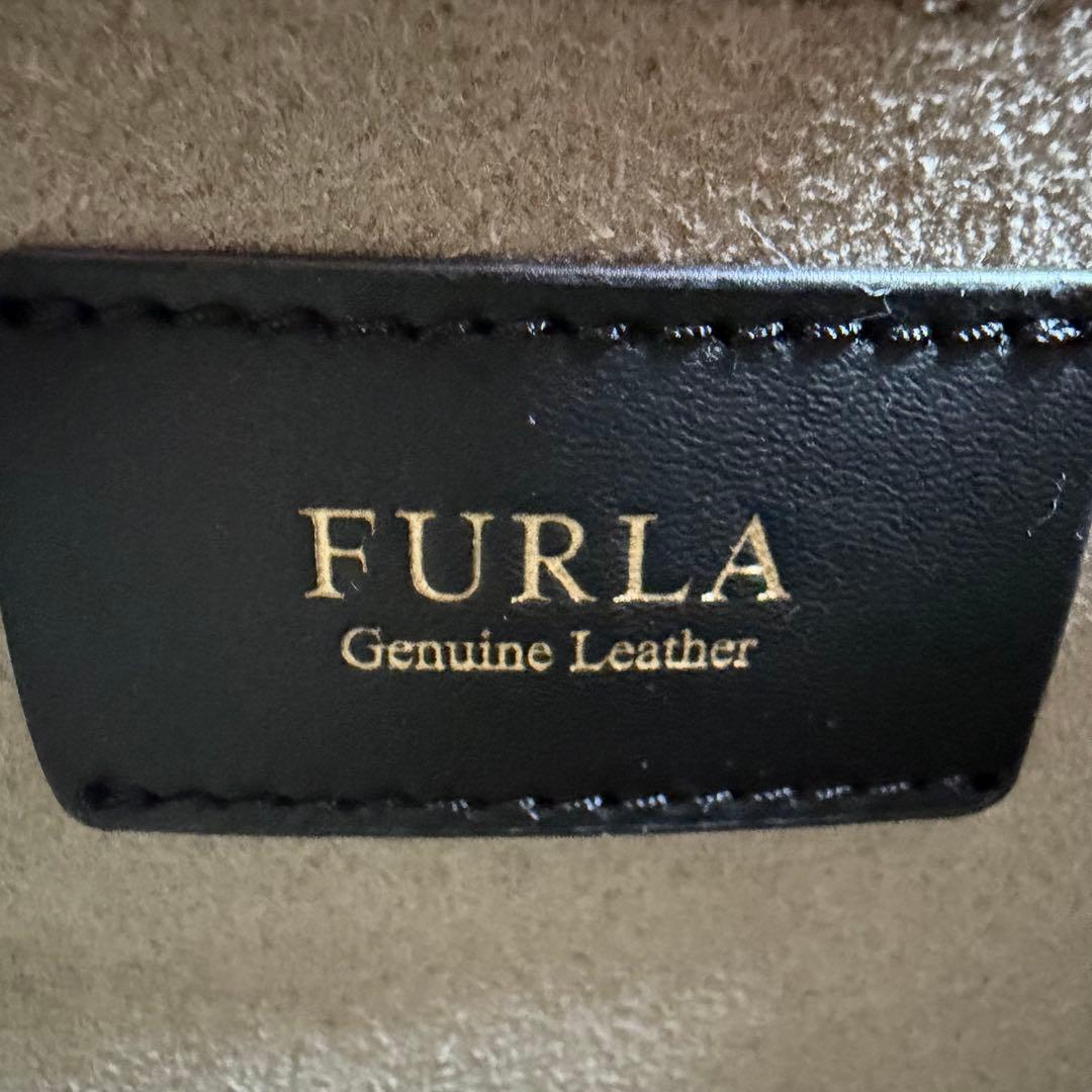 【新品同様】フルラ　ショルダーバッグ　コスタンザ　リボン　レザー　ピンク系