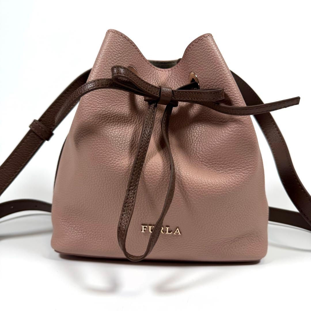 【新品同様】フルラ　ショルダーバッグ　コスタンザ　リボン　レザー　ピンク系