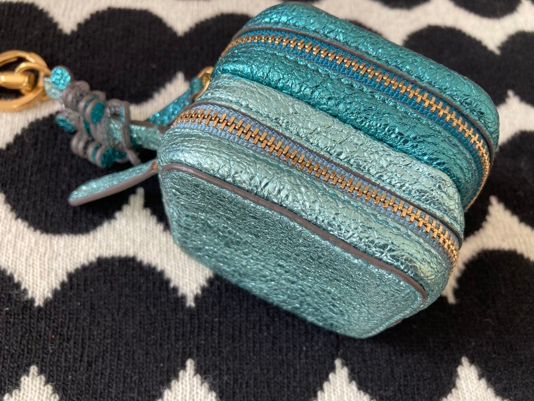 美品 アニヤハインドマーチ チャーム ケース