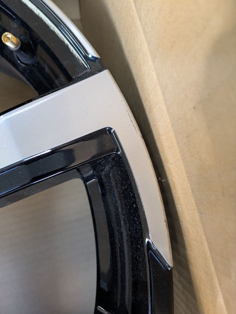 19インチ プリウスPHV 1本のみ