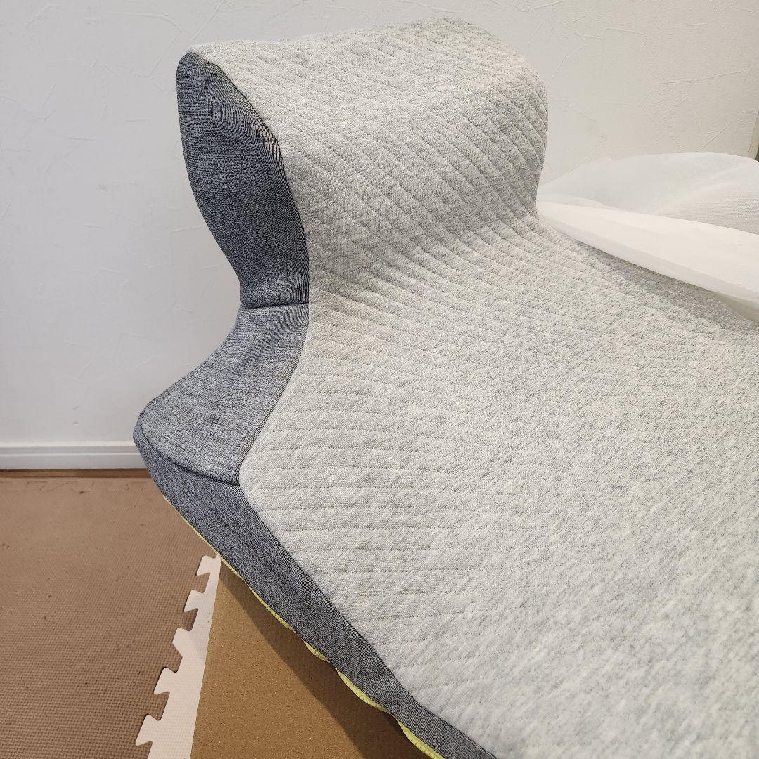 新品　西川Keeps ピロークッション　専用カバー付き　くつろぎのまくら